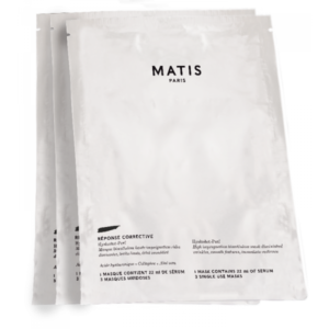 "Bilde av Matis Hyalushot-Perf x 3 Sheet Masks pakning åpnet med masker synlig, fremhever glatt og hydrert hud"