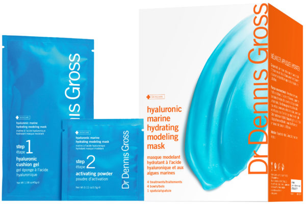 "Viser Dr. Dennis Gross Hyaluronic Marine Hydrating Modeling Mask, pakket i sin karakteristiske blå og hvite emballasje, klar til å transformere din hudpleierutine."