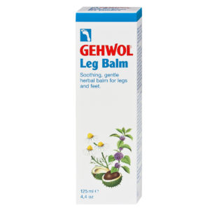 "Bilde av Gehwol Leg Balm tuben, elegant presentert med et fokus på produktets beroligende og forfriskende egenskaper, ideelt for trøtte og anstrengte ben."